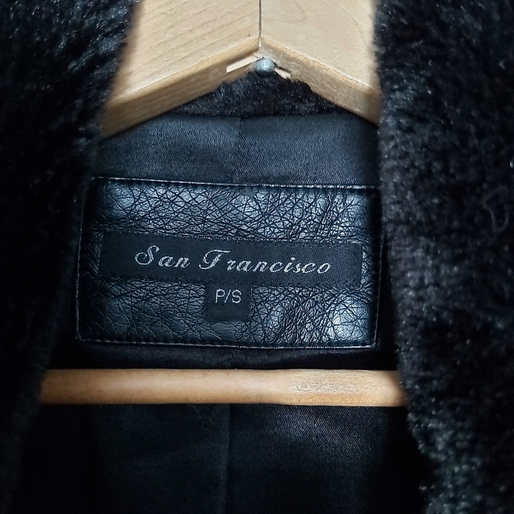 FAUX fur teddy coat black jacket San Francisco size small - Picture 8 of 9